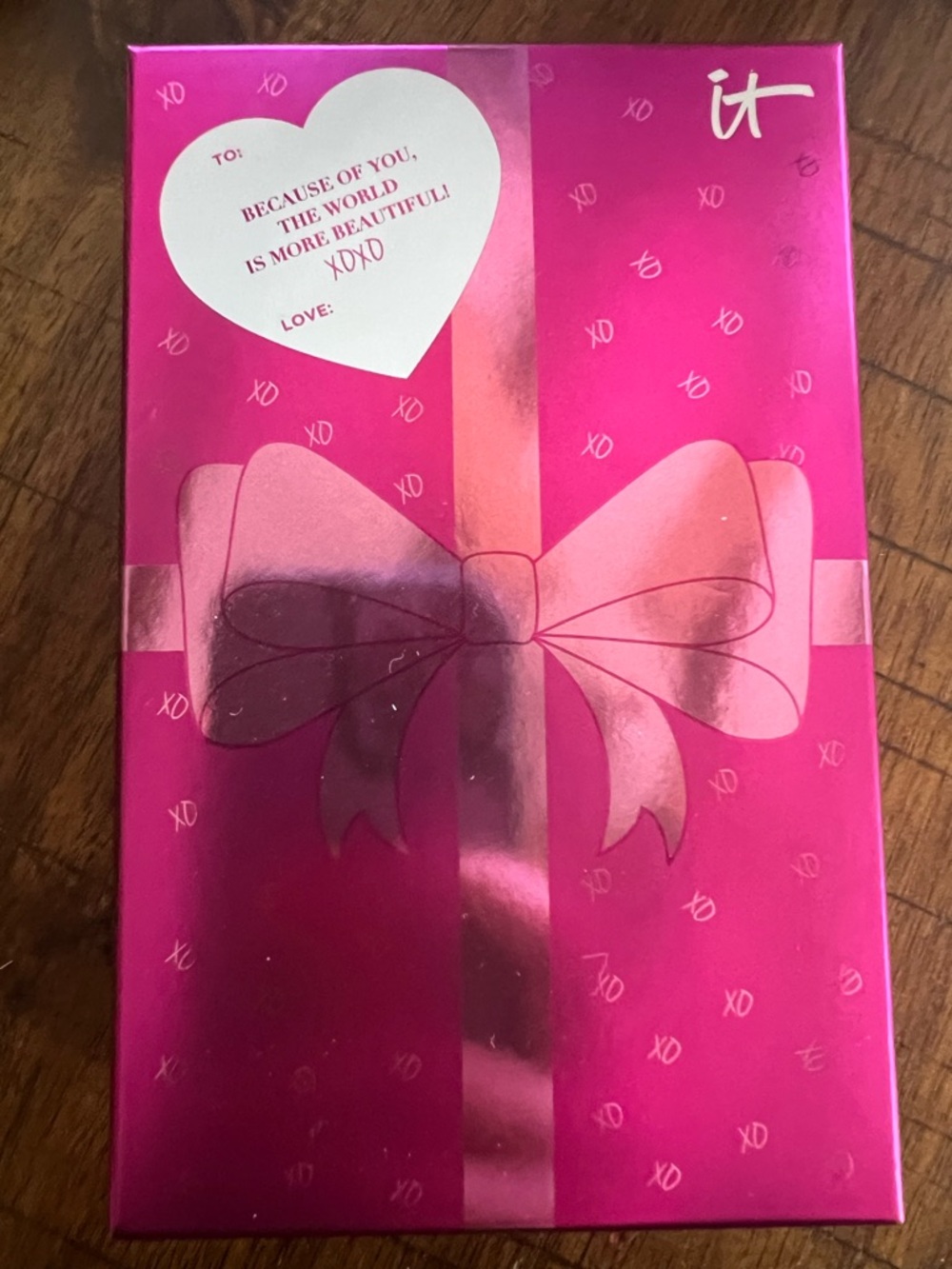 it Cosmetics Beauty Book - vol.6 NIB QVC holiday exclusive- NIB